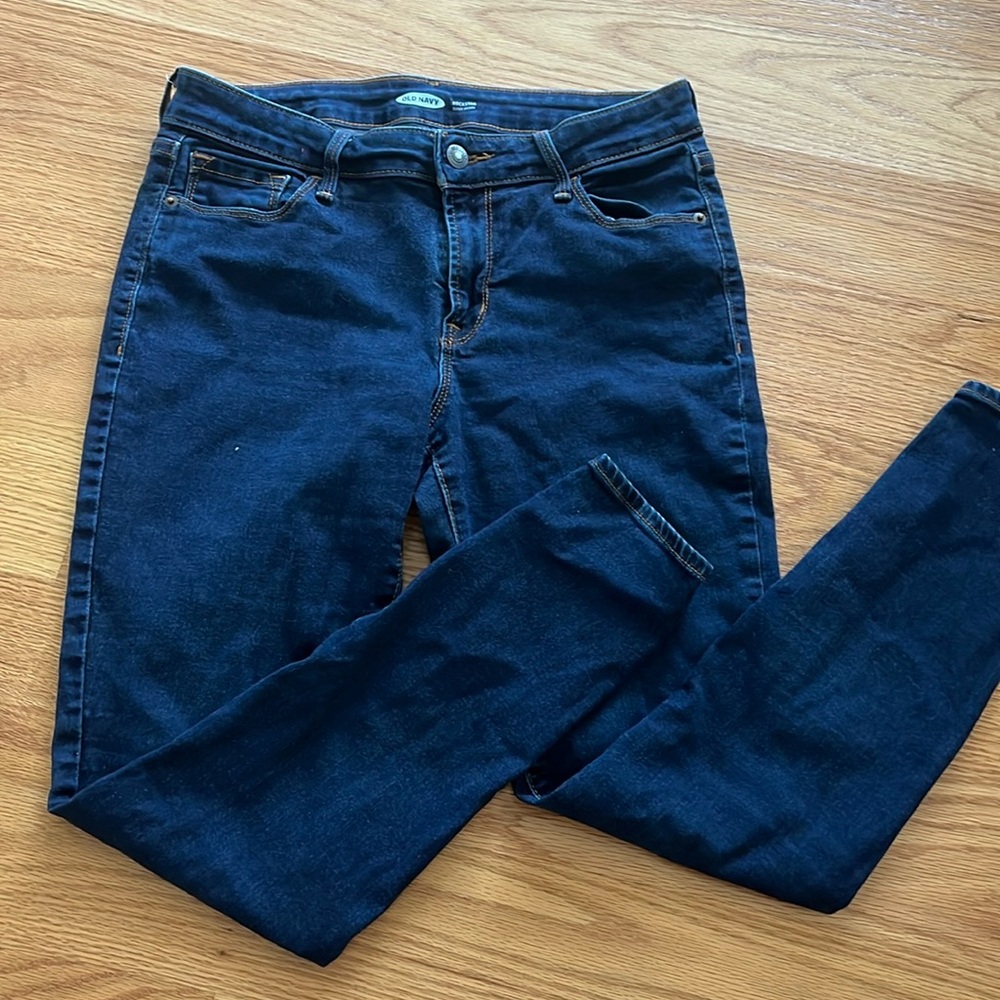 Womens Old Navy rockstar super skinny size 6 short